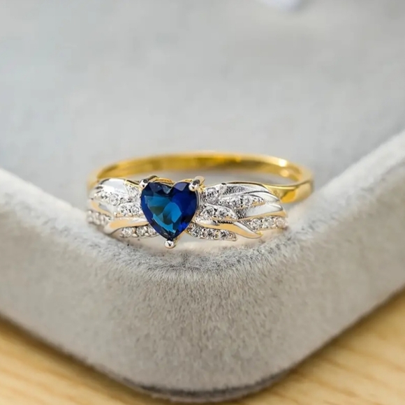 Sterling Silver 925 Beautiful Blue Heart 💙 and Wings Ring 💍!! 💍 - Picture 8 of 14